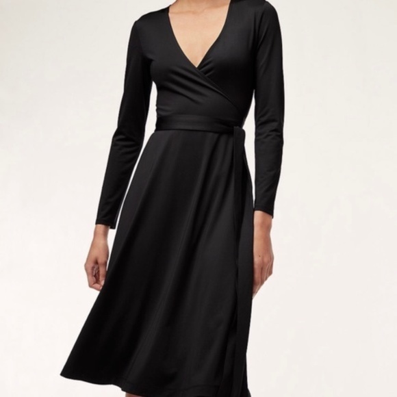 Aritzia Babaton Tyler Long Sleeve Wrap 